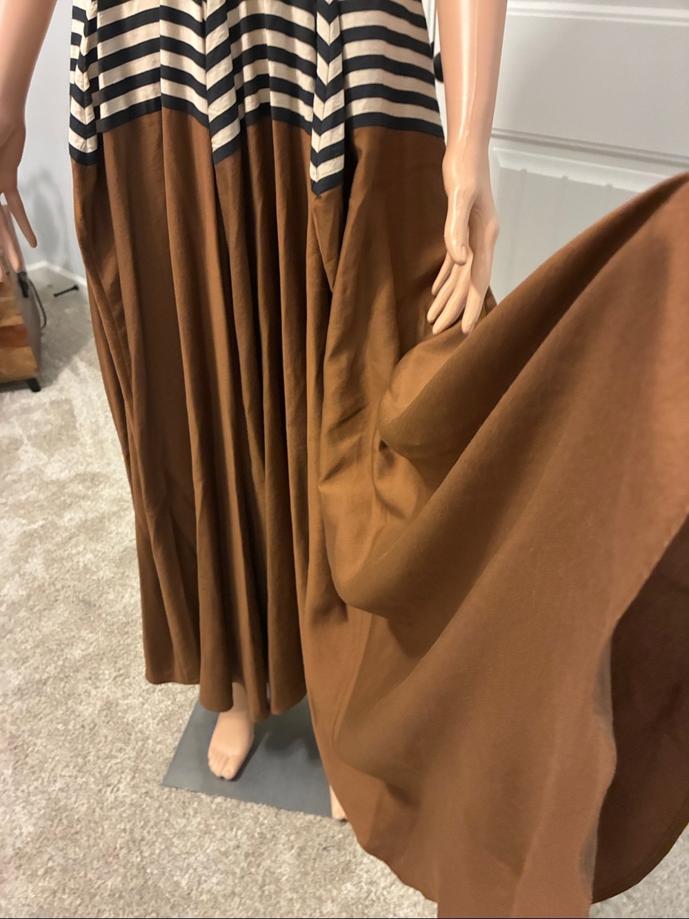 ANTONIO MELANI Black and Brown Striped V-Neck Maxi Dress - Picture 7 of 11